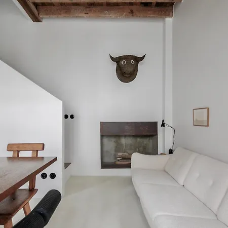 Maison Mouz לינה וארוחת בוקר