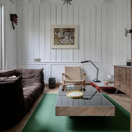 Maison Mouz פריז