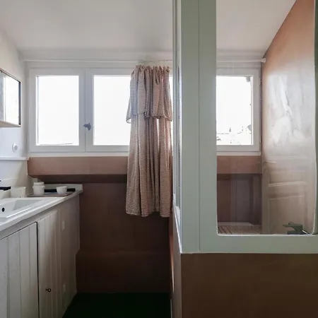 Maison Mouz 3* Paříž