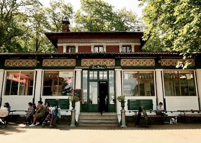 Maison Mouz 3* Paryż