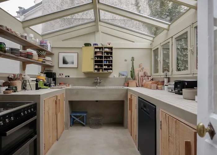 Maison Mouz Nocleg ze śniadaniem Paryż