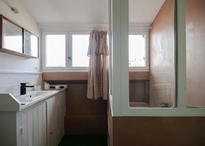 Maison Mouz 3* Paryż