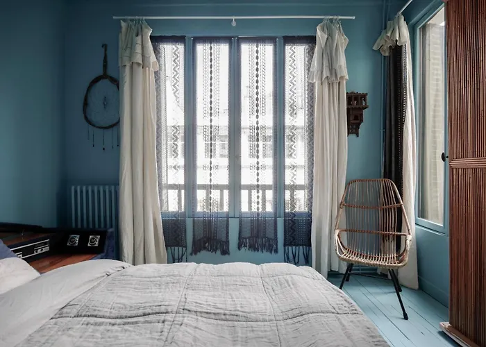 Maison Mouz Nocleg ze śniadaniem Paryż