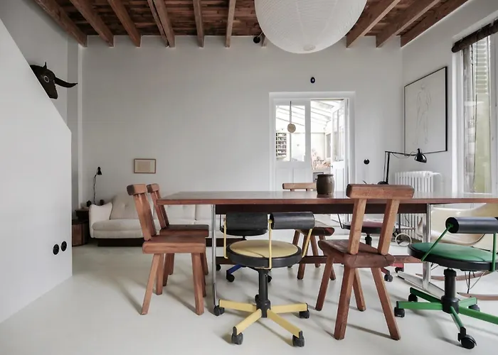 לינה וארוחת בוקר Maison Mouz פריז