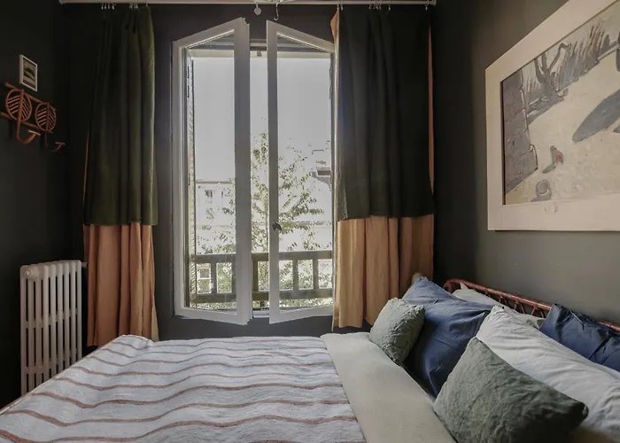 לינה וארוחת בוקר Maison Mouz
